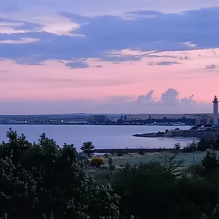 райский уголок Apartment